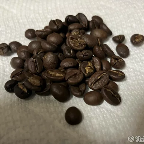 photo of roasted coffee beans