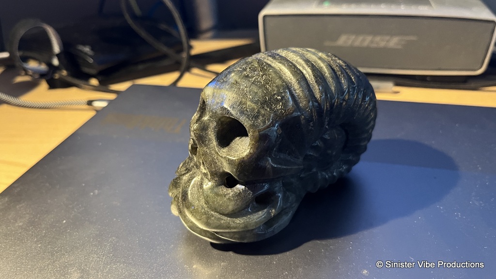 photo of Labradorite skull