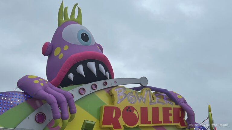 photo of monster at Canadian National Exhibition